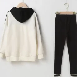 Girls' 3D Stripe Letter Hoodie & Sweatpants Set Clothing Set Long Sleeve Fall Winter Cool Daily Kids 4-12 Years School Sports