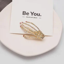 Hair Barrettes Halloween Hair Accessories for Women Girls Silver Skeleton Hand Hair Clips Punk Horror Bone Hair Clip Barrettes for Party Cosplay 2pcs