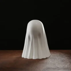 Halloween Cute Ghost Figurine - Middle Finger Spooky Resin Ghost Statue, Cute Ghost Decor for Halloween Decorations, Porch and Indoor Spooky Home Decor 10x10x10cm