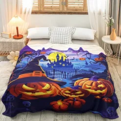 Halloween Decoration Jack O' Lantern Pumpkin Throw Blanket - Soft and Cozy Fleece with Festive Pumpkin Design - Perfect for Halloween Decor and Keeping Warm