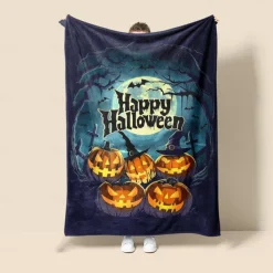 Halloween Decoration Jack O' Lantern Pumpkin Throw Blanket - Soft and Cozy Fleece with Festive Pumpkin Design - Perfect for Halloween Decor and Keeping Warm