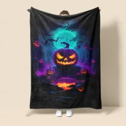Halloween Decoration Jack O' Lantern Pumpkin Throw Blanket - Soft and Cozy Fleece with Festive Pumpkin Design - Perfect for Halloween Decor and Keeping Warm