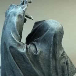 Halloween Decorations Scary Half-Body Ghost Hand Black Robes Resin Ornaments Mysterious Master Ghost Clothing Handicrafts Scene Decoration Props