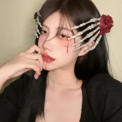 Halloween Hands Bone Hair Clips Skeleton Claws Hair Clip Hairpin Horror Hair Clip Black White Skull Claw Hair Clip Exaggerated Carnival Party Claw Barrettes Women Girls Hair Accessories