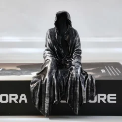 Halloween Horror Art Design Resin Black Robe Dead God Sitting Statue Gothic Dark Knight Terror Dead God Decoration Suitable for Halloween Home Decoration Bookcase Desktop Decoration Gifts 1PC