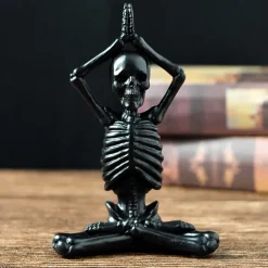 Halloween Yoga skeleton figure decoration with skull resin craft knickknacks