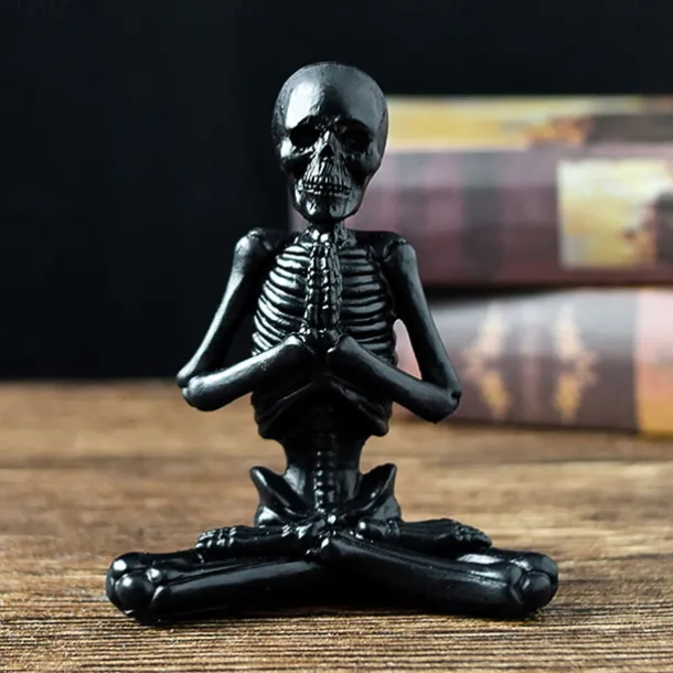 Halloween Yoga skeleton figure decoration with skull resin craft knickknacks