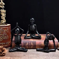 Halloween Yoga skeleton figure decoration with skull resin craft knickknacks