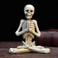 Halloween Yoga skeleton figure decoration with skull resin craft knickknacks