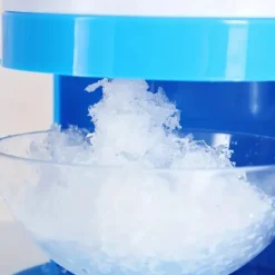 Hand-cranked Ice Machine Hand-operated Fruit Smoothie Machine Mini-home Small Ice Breaker