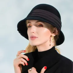 Hats 100% Wool Bowler / Cloche Hat Sun Hat Wedding Tea Party Elegant Wedding With Cap Splicing Headpiece Headwear