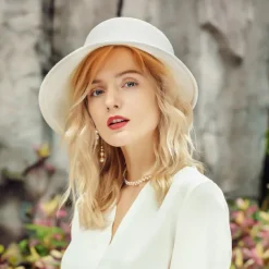 Hats Fiber Bowler / Cloche Hat Bucket Hat Floppy Hat Wedding Tea Party Elegant Wedding With Bowknot Splicing Headpiece Headwear