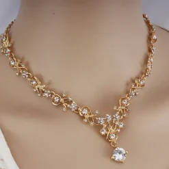 Hoop Earrings 1 set White Cubic Zirconia Rhinestone Zinc 1 Necklace Earrings Women's Basic Elegant Korean Classic Drop Feather Jewelry Set For Party Wedding Carnival / Bridal Jewelry Sets