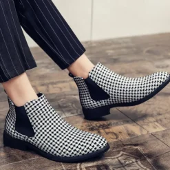 Houndstooth Pattern Men's Chelsea Boots – Classic Slip-On Ankle Boots with Elastic Side Panels for Formal and Casual Occasions
