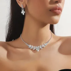 Jewelry Set 3pcs Rhinestone Alloy Earrings Necklace Women's Elegant Vintage Fashion Geometrical Geometric Jewelry Set For Wedding Party Anniversary