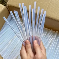 1KG Transparent and Super Sticky Hot Melt Adhesive Stick Environmentally Friendly and Odorless Heat Capacity Adhesive Stick Adhesive Strip 7*200MM