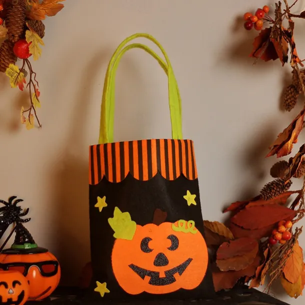 Kids' Halloween Treat Bag – Cute Felt Trick-or-Treat Tote with Pumpkin, Ghost, Spider, Bat or Skull Design for Candy Collection