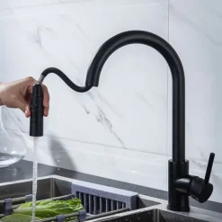 Kitchen Faucet with Pull-out Spray,Single Handle One Hole 2-modes Brass Kitchen Taps