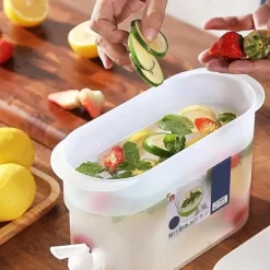 3.5L Cold Water Bucket with Faucet, Keep Your Drinks Refreshingly Cold and Delicious!