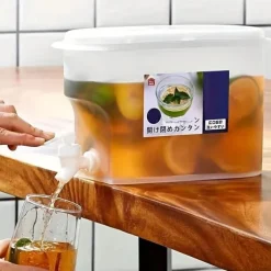 3.5L Cold Water Bucket with Faucet, Keep Your Drinks Refreshingly Cold and Delicious!