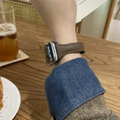 Leather Band Compatible with Apple Watch band 38mm 40mm 41mm 42mm 44mm 45mm 49mm Adjustable Genuine Leather Strap Replacement Wristband for iwatch Ultra 2 Series 9 8 7 SE 6 5 4 3 2 1