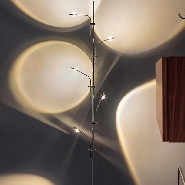 LED Floor Lamp Minimalist creative LED light and shadow floor lamp living room sofa lamp Italian art projection sunset designer floor lamp