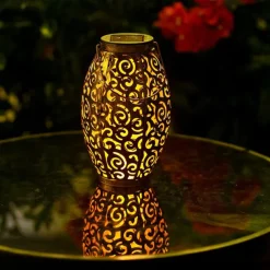 LED Solar Hanging Lights - Pathway Garden Outdoor Retro Wrought Iron Lantern, Waterproof for Balcony, Terrace, Lawn, Indoor/Outdoor Decoration 1pc