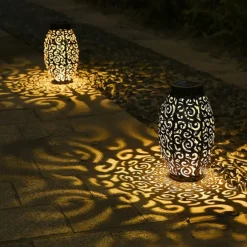 LED Solar Hanging Lights - Pathway Garden Outdoor Retro Wrought Iron Lantern, Waterproof for Balcony, Terrace, Lawn, Indoor/Outdoor Decoration 1pc