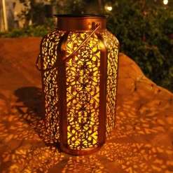 LED Solar Hanging Lights - Pathway Garden Outdoor Retro Wrought Iron Lantern, Waterproof for Balcony, Terrace, Lawn, Indoor/Outdoor Decoration 1pc