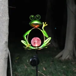 LED Solar Landscape Lights Frog Iron Crackle Ground Lamp Outdoor Garden Patio Animal Decoration Waterproof Auto On/Off Yard Pound Solar Light(Warm White / Multi Color)for Halloween