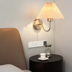 Lightinthebox Wall Sconces 1PCS White Fabric lampshade Gold Wall Lamp Column Bracket Wall Lighting Bathroom Dresser Hardwired lamp Applicable to Living Room Bedroom Dining Room 110-240V