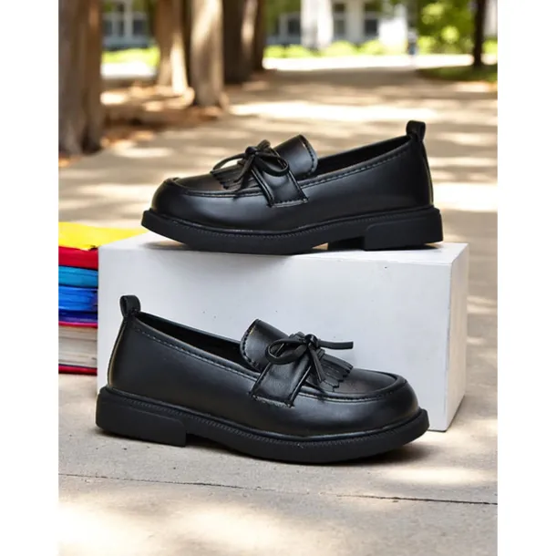 Little Girls' Faux Leather School Loafers with Fringe and Bow – Comfortable Moccasin Style Shoes for School & Daily Wear