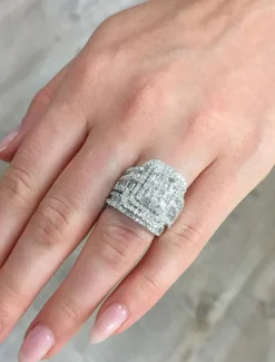 Luxury Square-Cut Simulated Diamond Ring with Multi-Layer Design – Statement Jewelry for Women, Perfect for Weddings, Engagements, and Special Occasions