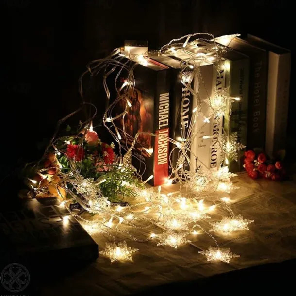 3.5m 96 LED Snowflake Star Curtain Lights 8 Flash Modes, Waterproof Fairy Garland Christmas Lights for Window & Outdoor Holiday Décor