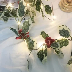 2M 20LEDs Red Berry Decorating String Lights Garland Handmade LED Ivy Leaf Copper Lights for Holiday Tree Home Decoration Lighting(without Battery)