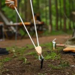 5m Outdoor Windproof Rope, Heavy-Duty Camping Rope with Pulley System, Reflective Nylon Cord with Adjustable Buckle & 2 Stainless Steel Carabiners for Hiking, Tent Setup, Gear Securing