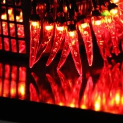 5/6.5/7m Solar Garden Chili Lights Outdoor Red Chili Pepper String Lights-Waterproof LED Kitchen Christmas Decorative Lights for Garden Lawn Patio Yard Home Party Porch Decor 5M 20LED/6.5M 30LED/7M 50LED