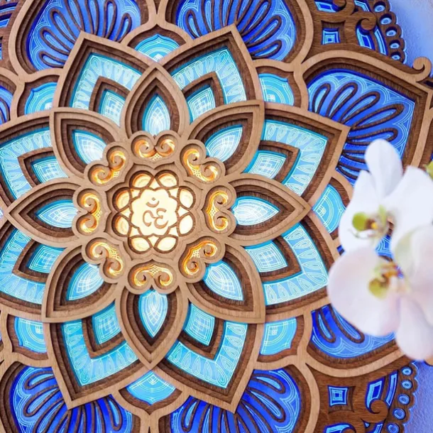 Mandala Night Light Wooden Decorative Lamp Yoga Room LED Night Light Multilayered Laser Cut Carved Light Wall Decor for Home Living Room Bedroom Ornament 1PC