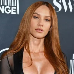 Megan Fox Inspired Wig Straight Asymmetrical Wig Long Brown Synthetic Hair Women's Fashionable Design Soft Natural Brown