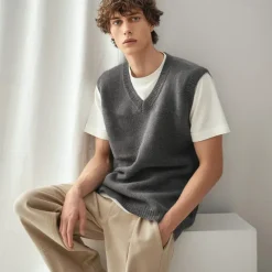 Men's 100% Merino Wool Sweater Vest Knit Solid Color V Neck Knitwear Elegant Outdoor Home Clothing Apparel Spring Fall Wine Red Black S M L
