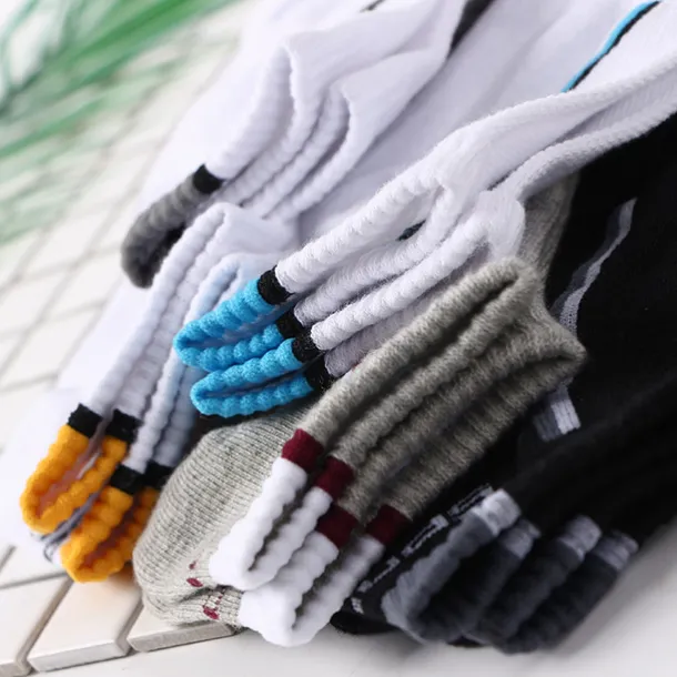 Men's 2 Pairs Socks Letter & Striped Print Ankle Socks Running Socks Color Block Fashionable Casual Daily Medium Spring, Summer, Fall, Winter Stylish Traditional Classic