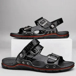 Men's Adjustable Buckle Strap Sandals – Stylish Crocodile-Pattern Design, Cushioned Sole, Durable Outdoor Summer Footwear for Casual and Travel Use