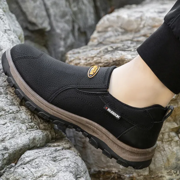 Men's Beige Slip-On Outdoor Shoes with Non-Slip Rugged Sole and Black Accents – Comfortable Casual Footwear for Everyday Use