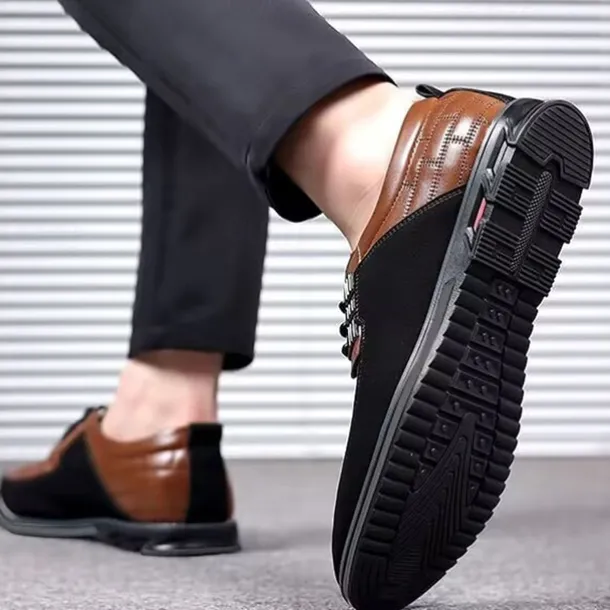 Men's Black and White Faux Leather Sneakers with Sporty Design – Comfortable and Fashionable Footwear for Casual Days, Travel and Weekend Outings