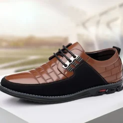 Men's Black and White Faux Leather Sneakers with Sporty Design – Comfortable and Fashionable Footwear for Casual Days, Travel and Weekend Outings