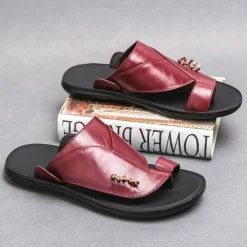 Men's Black Faux Leather Slide Slippers with Stylish Accent Detail – Comfortable Casual Footwear for Everyday Wear