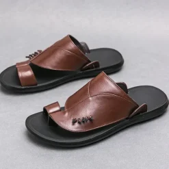 Men's Black Faux Leather Slide Slippers with Stylish Accent Detail – Comfortable Casual Footwear for Everyday Wear