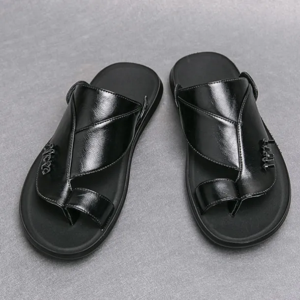 Men's Black Faux Leather Slide Slippers with Stylish Accent Detail – Comfortable Casual Footwear for Everyday Wear