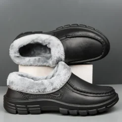 Men's Black Faux Leather Slip-on Shoes with Fur Lining - Warm and Comfortable for Winter