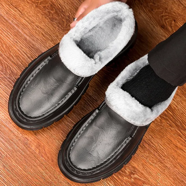 Men's Black Faux Leather Slip-on Shoes with Fur Lining - Warm and Comfortable for Winter